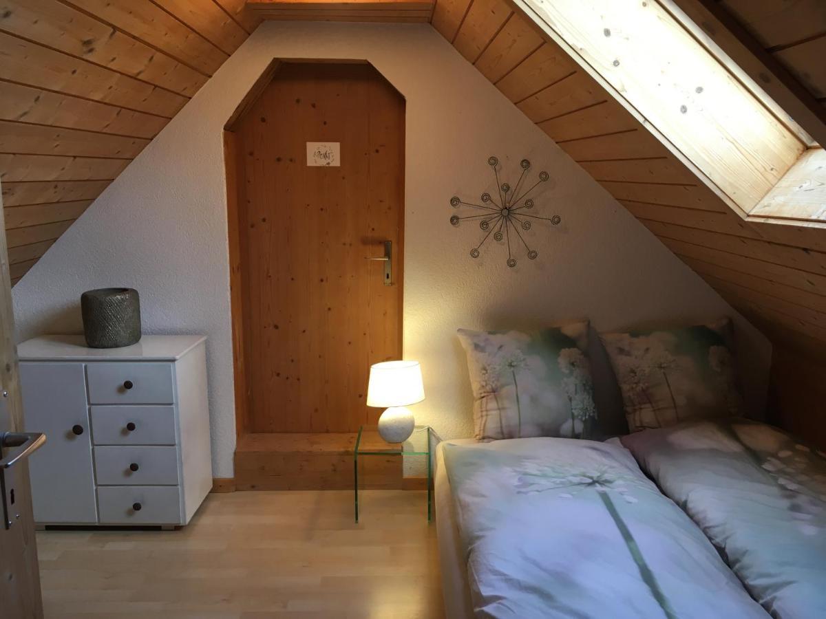 3,5 Zimmerferienwohnung Schwalbenaescht Rueeggisberg Buitenkant foto